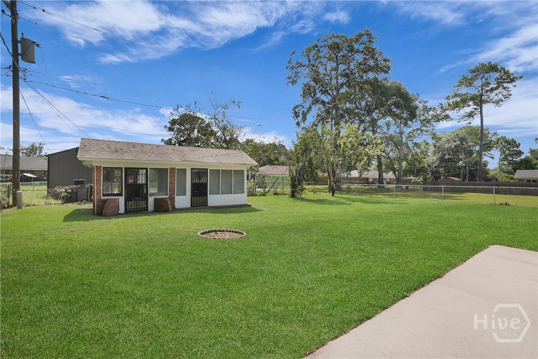 103 Hillgate Road Savannah, GA 31404 - Photo 46 of 47 Detached "man cave" **grass has been virtually enh