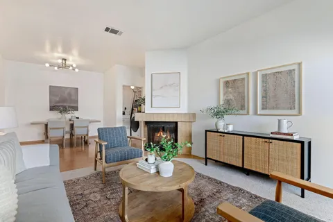 $899,000 | 1230 Franciscan Court, Unit 7, Carpinteria, CA 93013