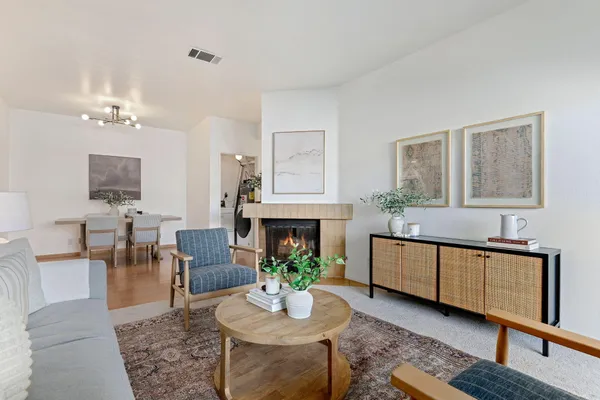 $899,000 | 1230 Franciscan Court, Unit 7, Carpinteria, CA 93013