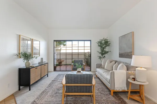 $899,000 | 1230 Franciscan Court, Unit 7, Carpinteria, CA 93013