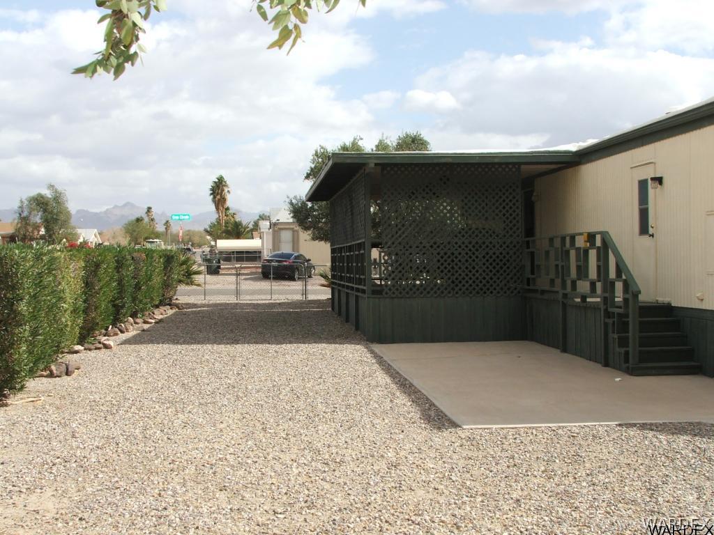 1663 East Gran Fort Mohave, AZ 86426 - Photo 26 of 34 a view of a terrace with sitting area