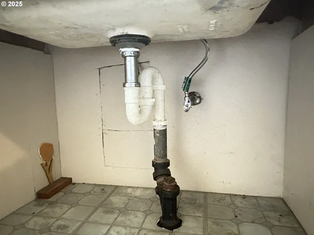 $174,900 | 517 Main Street, Klickitat, WA 98628