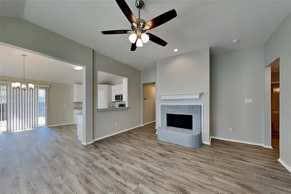 $1,975 | 1409 Santos Drive, Denton, TX 76207