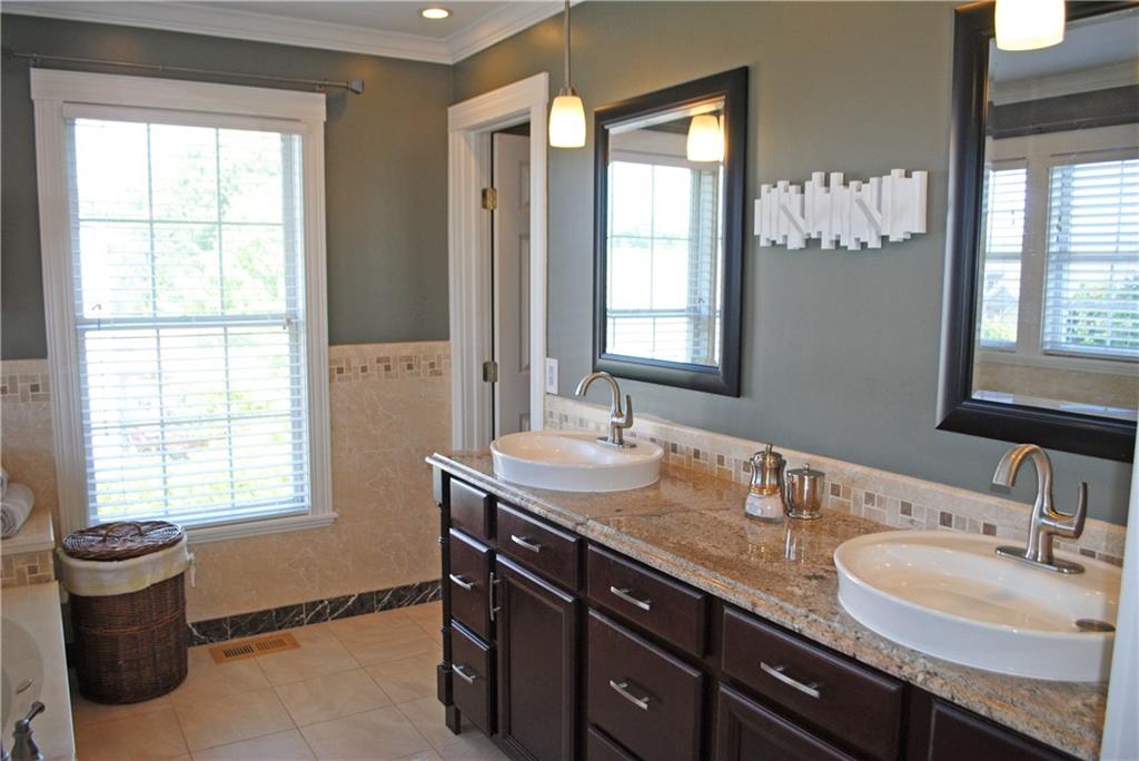 13194 Knoll Ridge Fishers, IN 46038 - Photo 13 of 23 Gallery Image 13