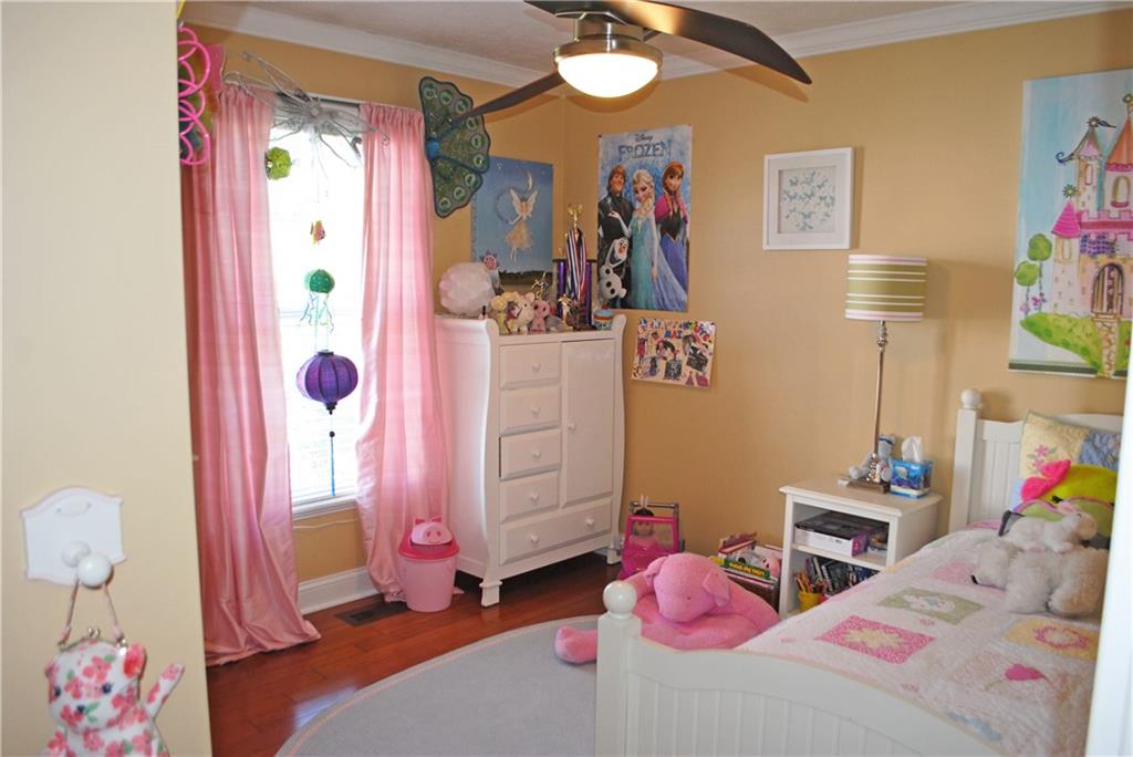 13194 Knoll Ridge Fishers, IN 46038 - Photo 16 of 23 Gallery Image 16