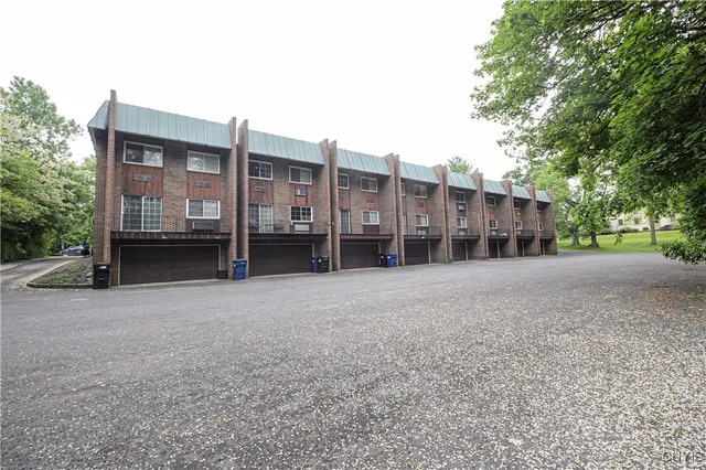 $3,700,000 | 1215-29 James Street, Syracuse, NY 13203