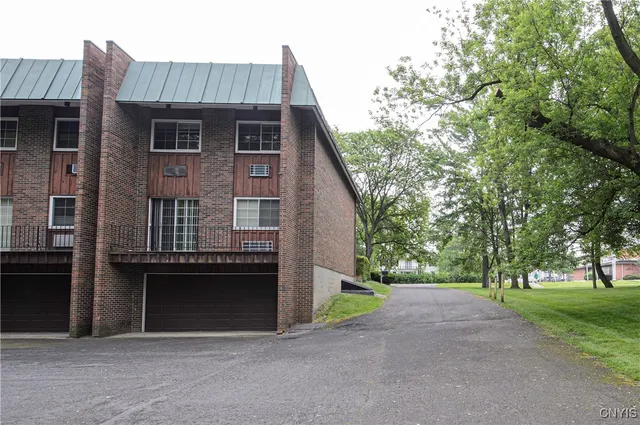 $3,700,000 | 1215-29 James Street, Syracuse, NY 13203