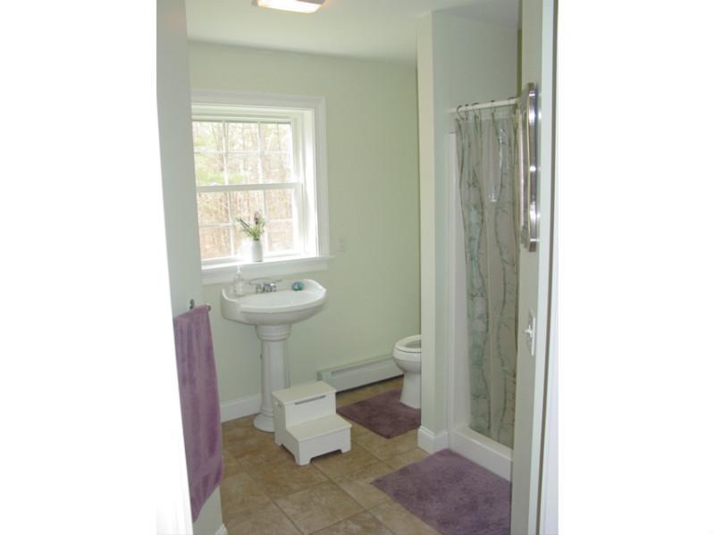 71 Stowell Brooke Road North Yarmouth, ME 04097 - Photo 15 of 27 Bathroom.