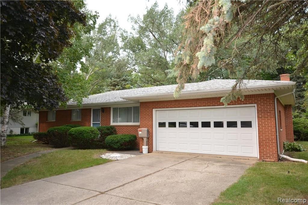 4428 South Linden Road Flint, MI 48507 - Photo 4 of 22
