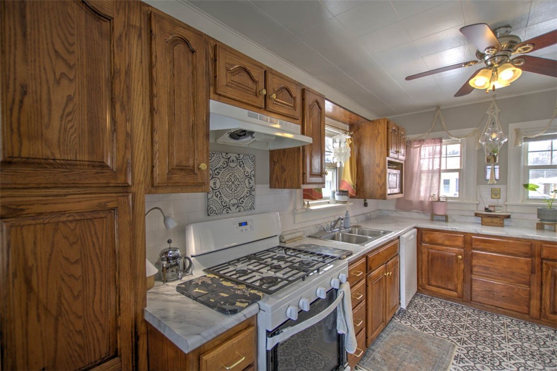 777 Harper Avenue Decatur, IL 62526 - Photo 13 of 23 Gallery Image 13