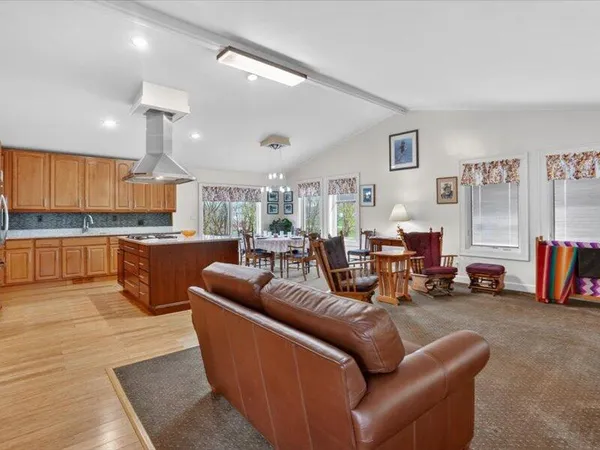 $395,000 | 2255 North Portage Road, Jackson, MI 49201