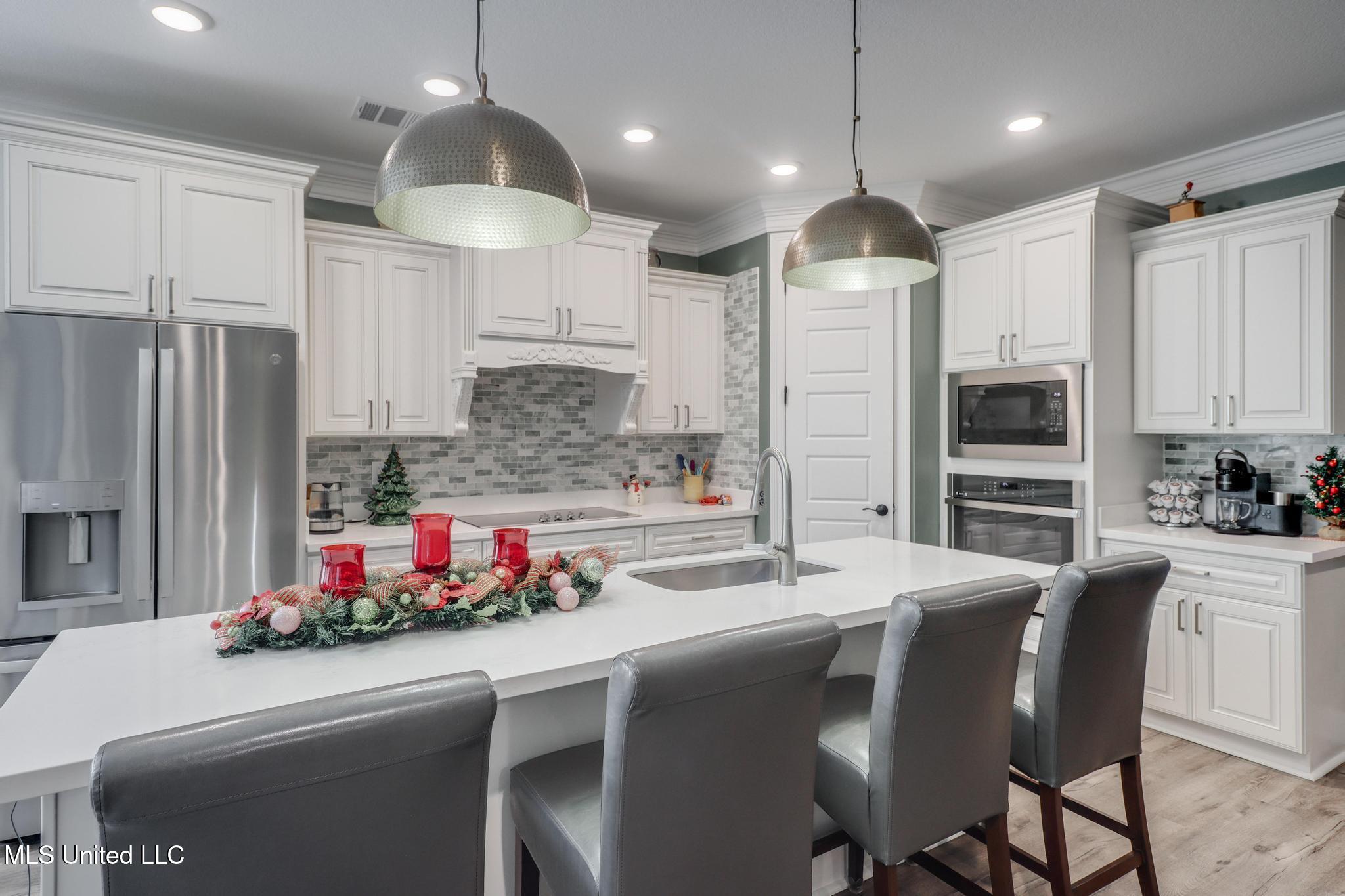 11102 Alphabet Road Gulfport, MS 39503 - Photo 18 of 58 Kitchen
