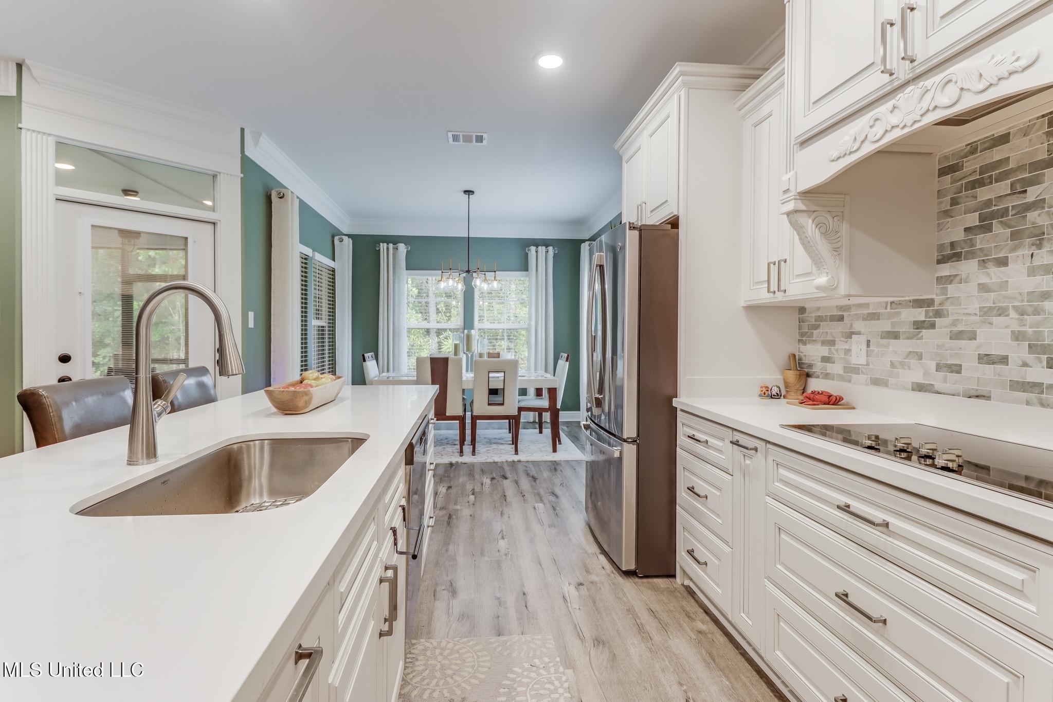 11102 Alphabet Road Gulfport, MS 39503 - Photo 21 of 58 Kitchen