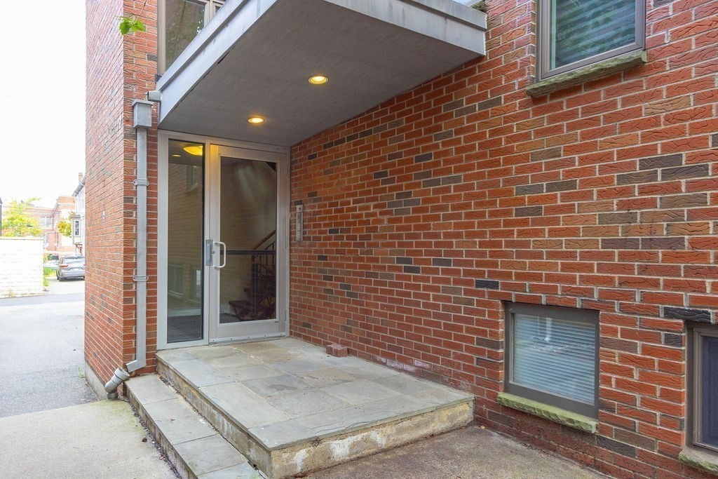 27 West Street, Unit 1 Cambridge, MA 02139 - Photo 23 of 26