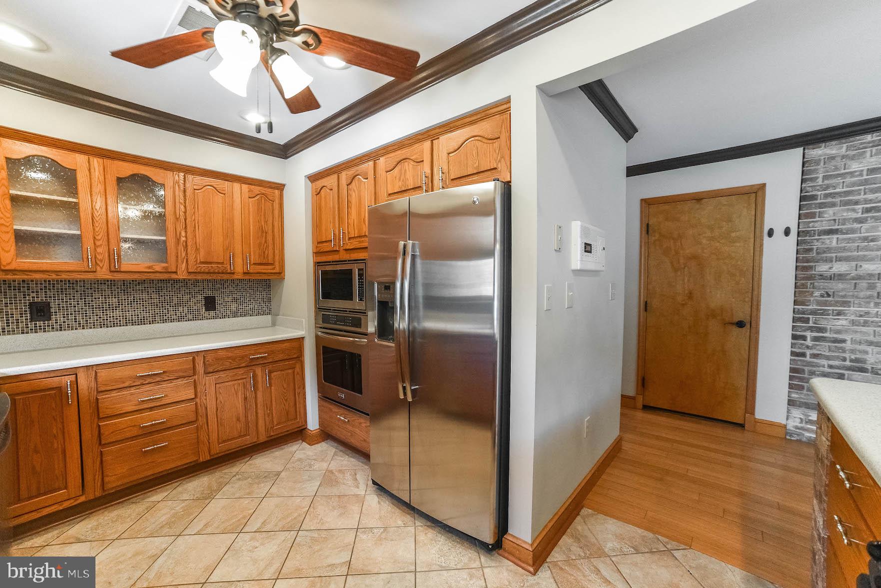 1175 Cove Point Road Lusby, MD 20657 - Photo 14 of 48 Kitchen/Hallway