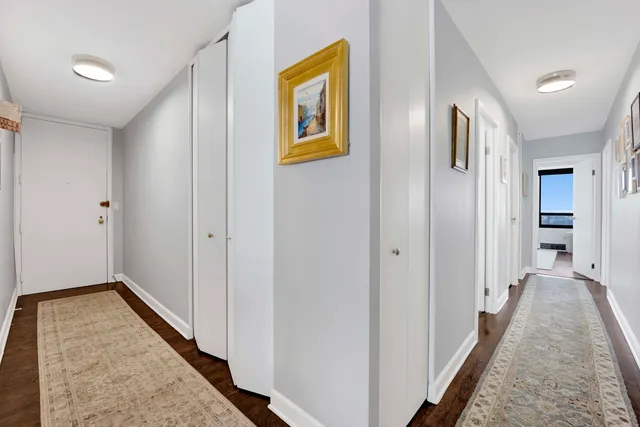 $369,900 | 3150 North Sheridan Road, Unit 14A, Chicago, IL 60657