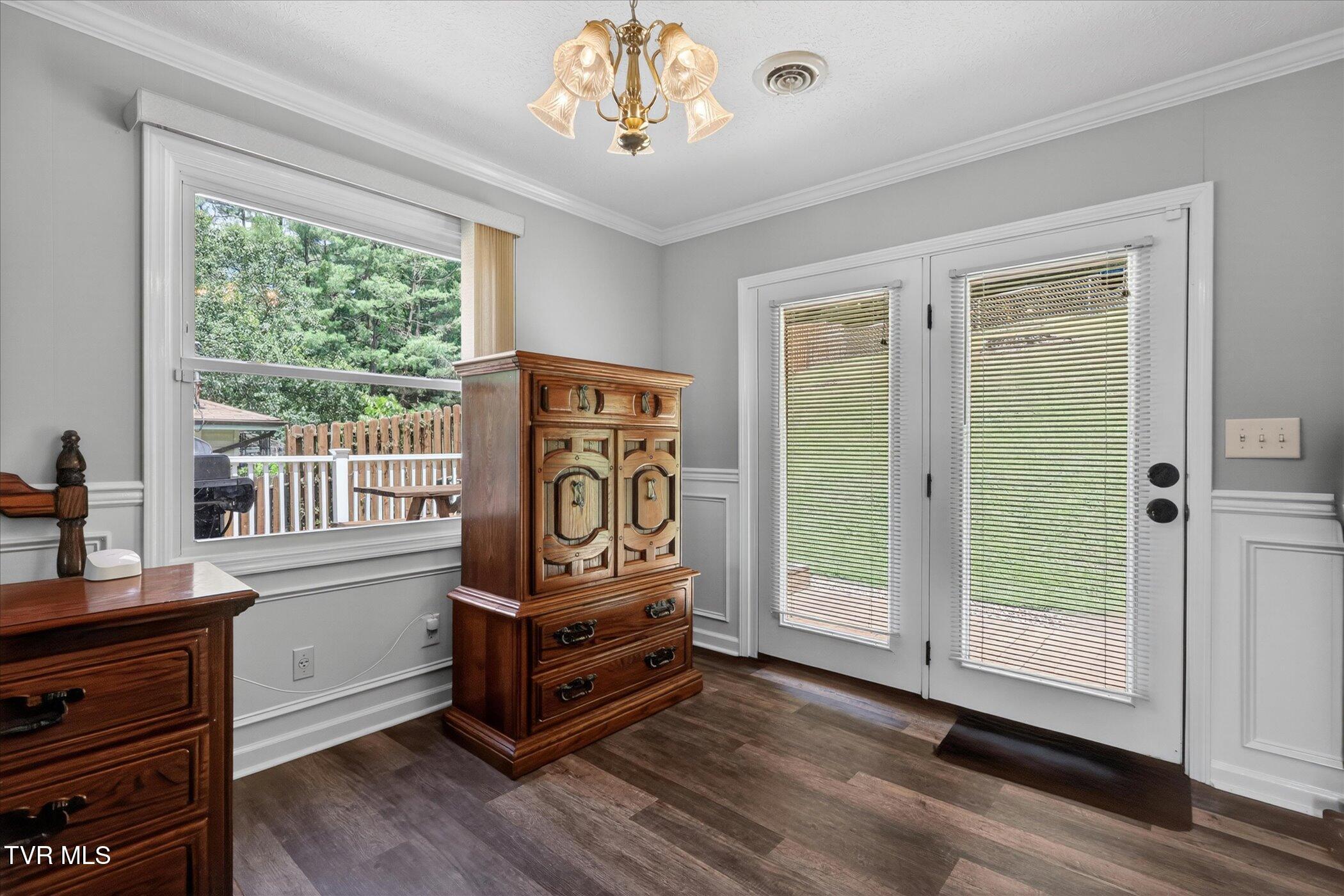 3852 Ridge Line Drive Kingsport, TN 37664 - Photo 8 of 51 09-3852-Ridgeline-Dr-Kingsport-WindowSti