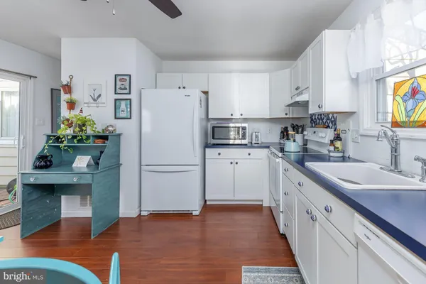 $289,000 | 17 Hickory Lane, Swedesboro, NJ 08085