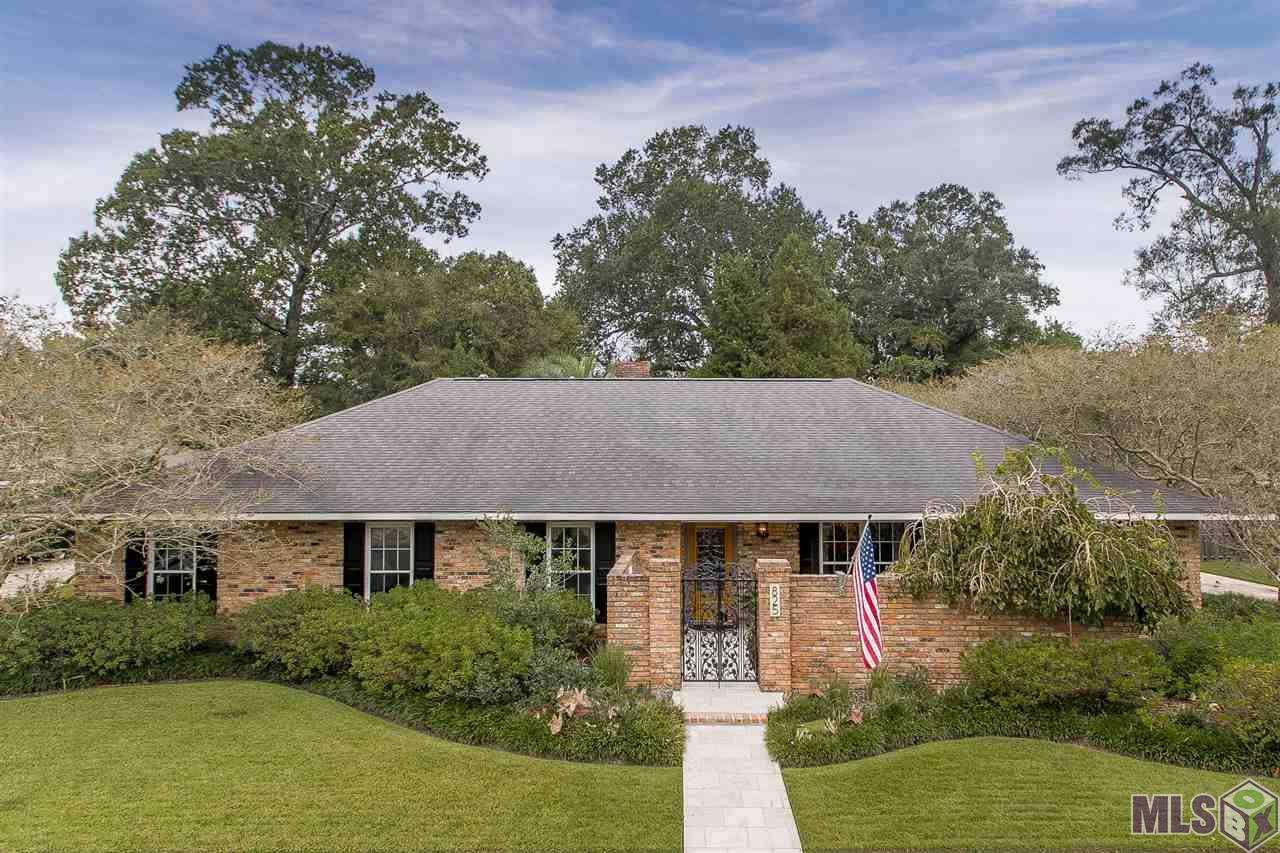 825 Rue Crozat Baton Rouge, LA 70810 - Photo 3 of 39