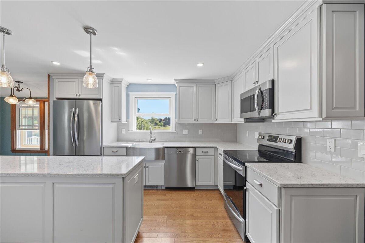 7 Ironclad Road Scarborough, ME 04074 - Photo 6 of 65