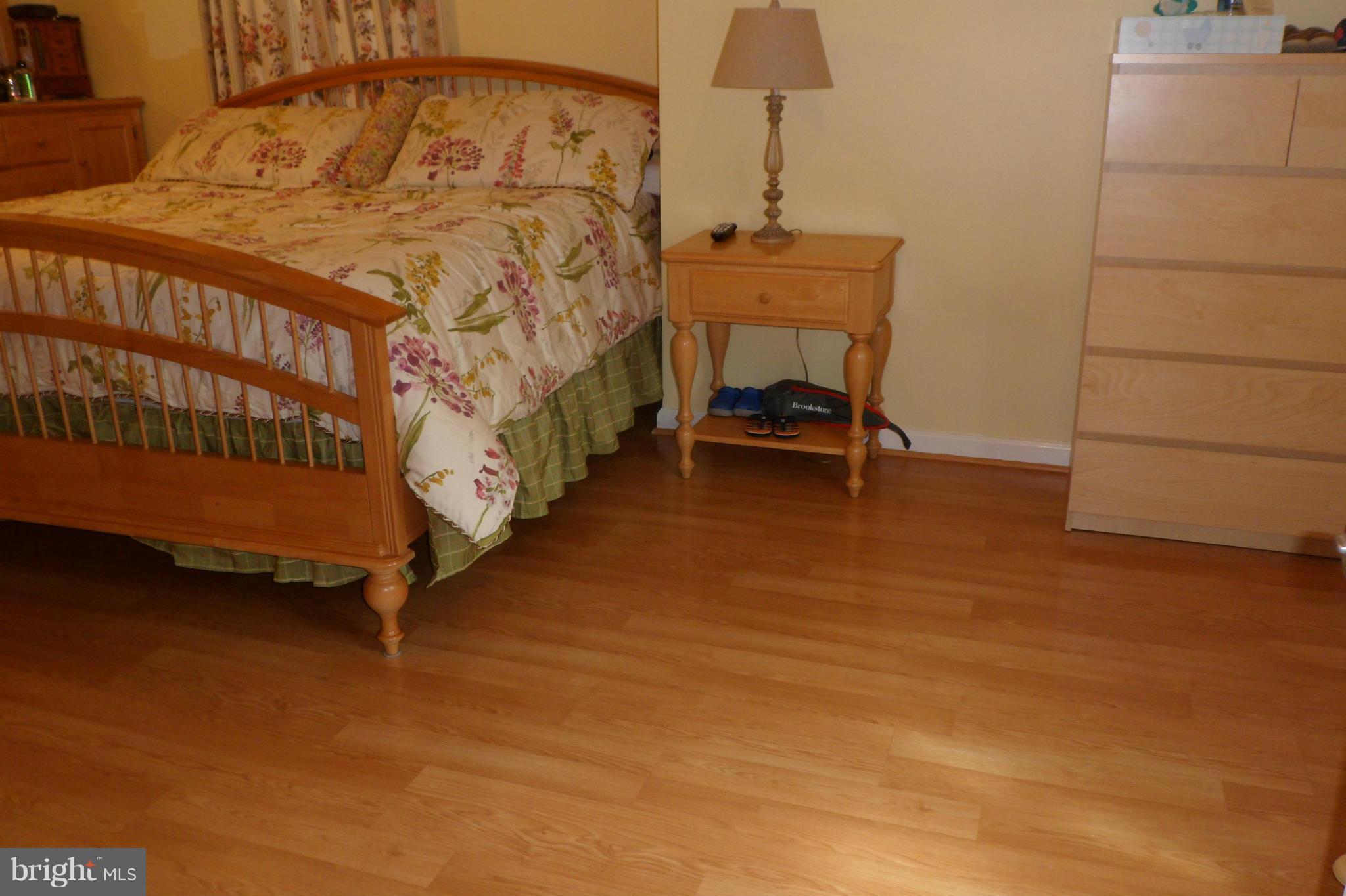 5215 Montgomery Street Springfield, VA 22151 - Photo 13 of 28 Bedroom (Master)