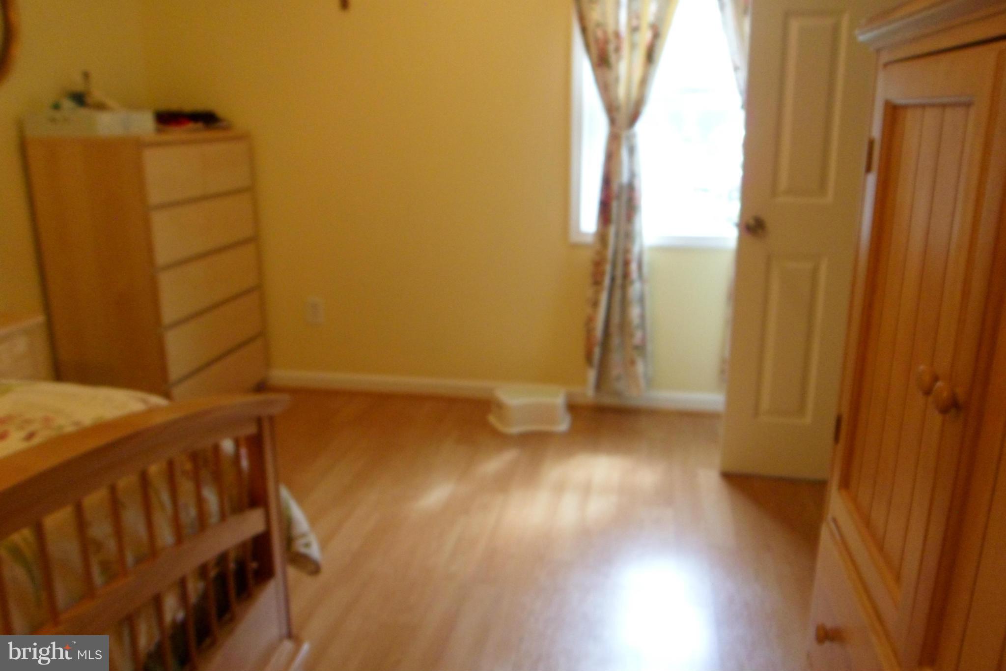 5215 Montgomery Street Springfield, VA 22151 - Photo 15 of 28 Bedroom (Master)