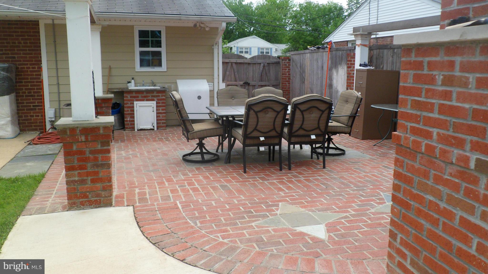 5215 Montgomery Street Springfield, VA 22151 - Photo 23 of 28 Exterior (General)