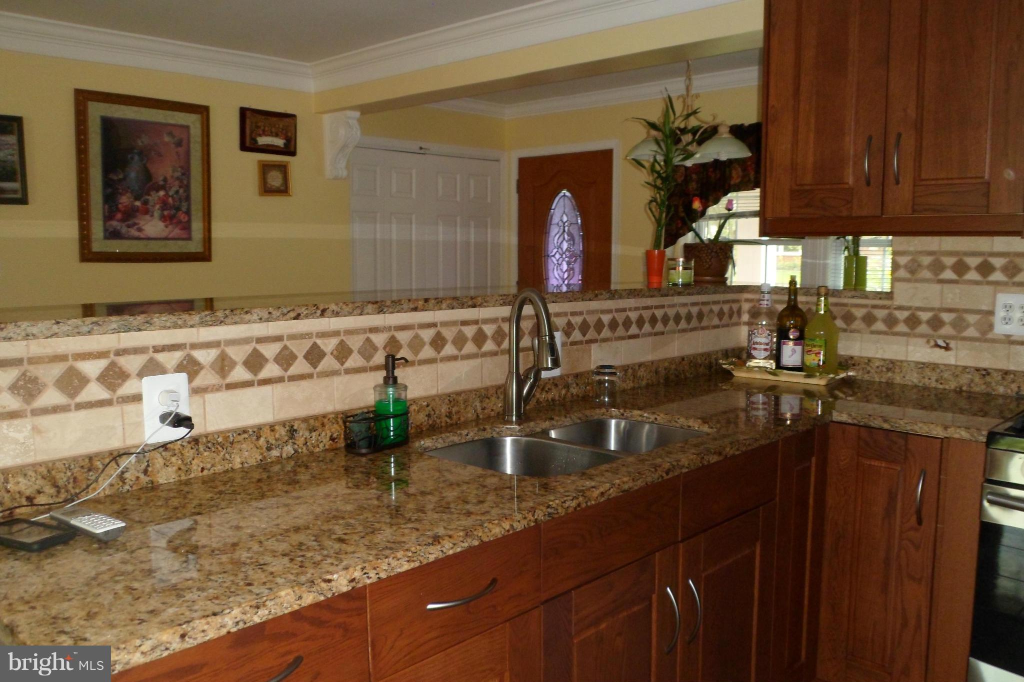 5215 Montgomery Street Springfield, VA 22151 - Photo 7 of 28 Kitchen