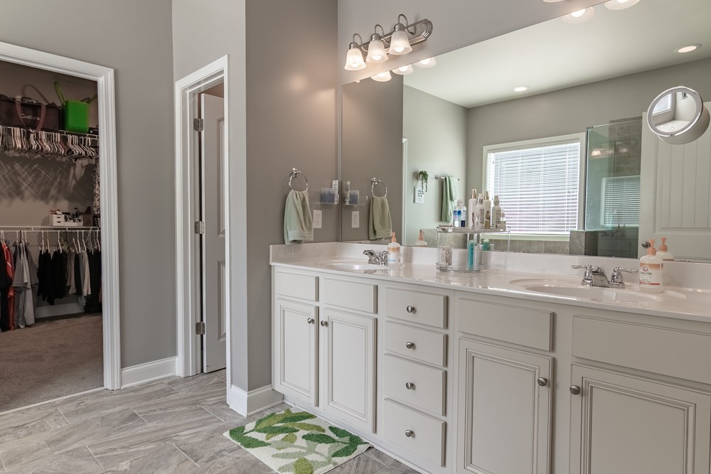 116 Jones Creek Circle Anderson, SC 29621 - Photo 24 of 47 Primary Bath on Main