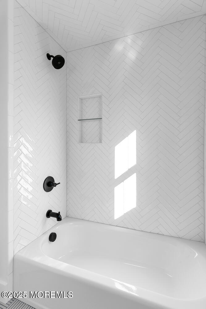 516 River Road Fair Haven, NJ 07704 - Photo 41 of 62 a bathroom with a bathtub