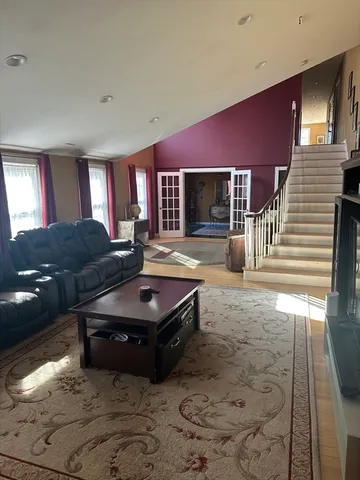 $1,932,000 | 48 Sanborn Road, East Kingston, NH 03827