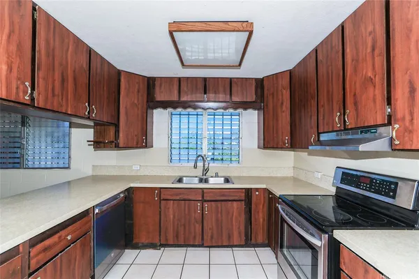 $4,500 | 99-1357 Palaialii Place, Aiea, HI 96701
