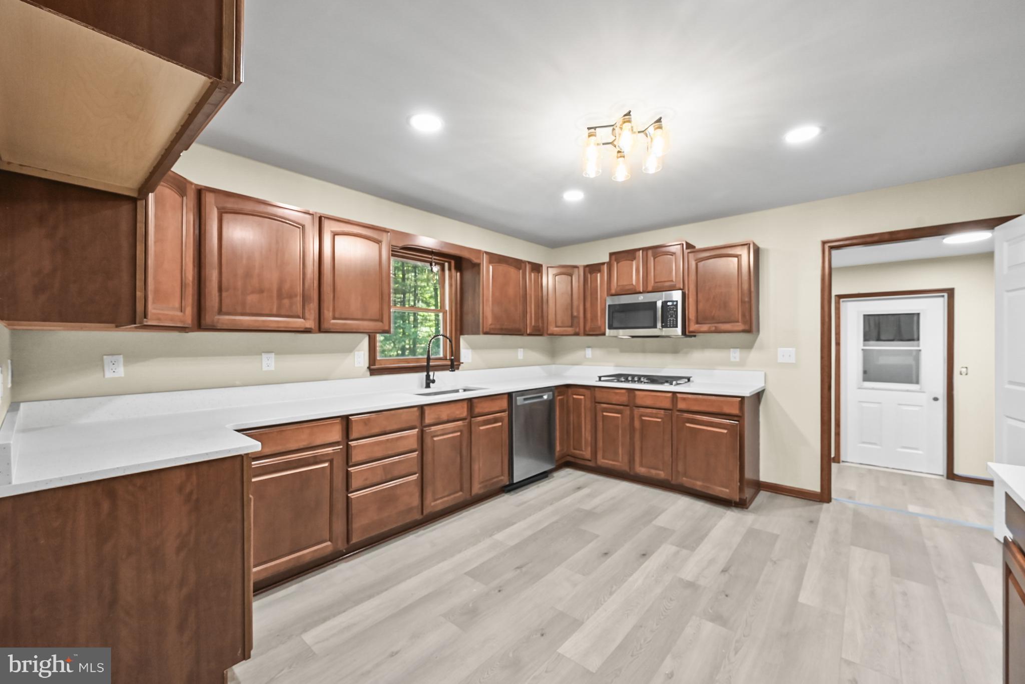 138 Pine Grove Road Gardners, PA 17324 - Photo 11 of 46 Gallery Image 11