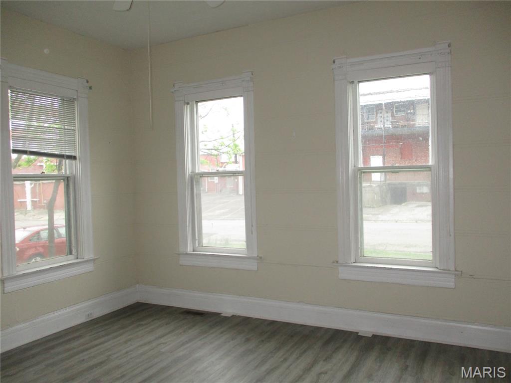1009 Swanwick Street Chester, IL 62233 - Photo 13 of 46
