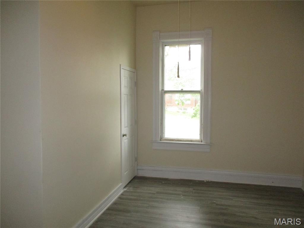 1009 Swanwick Street Chester, IL 62233 - Photo 14 of 46