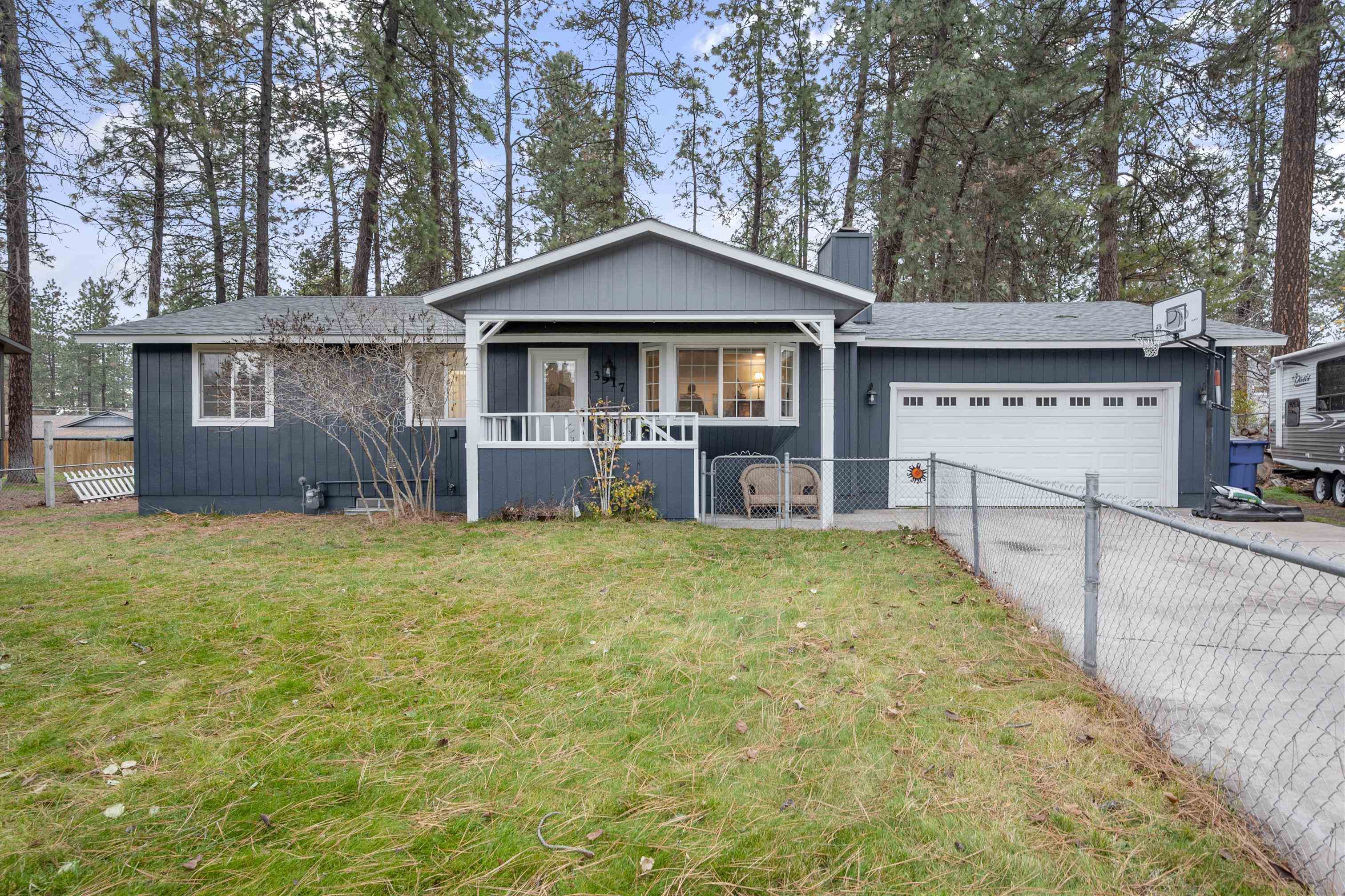 3917 East Vulcan Road Mead, WA 99021 - Photo 3 of 34 Gallery Image 3