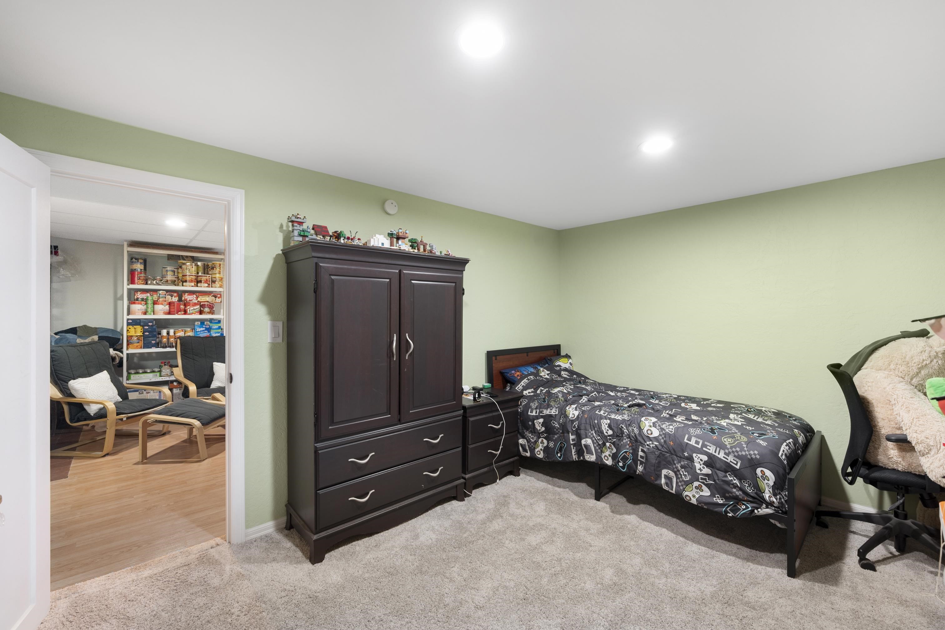 3917 East Vulcan Road Mead, WA 99021 - Photo 22 of 34 Gallery Image 22