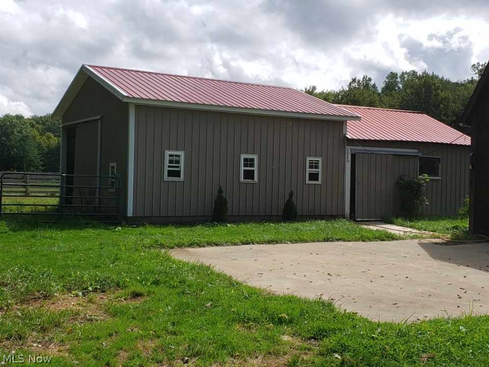 4144 Austin Road Geneva, OH 44041 - Photo 4 of 24 Gallery Image 4