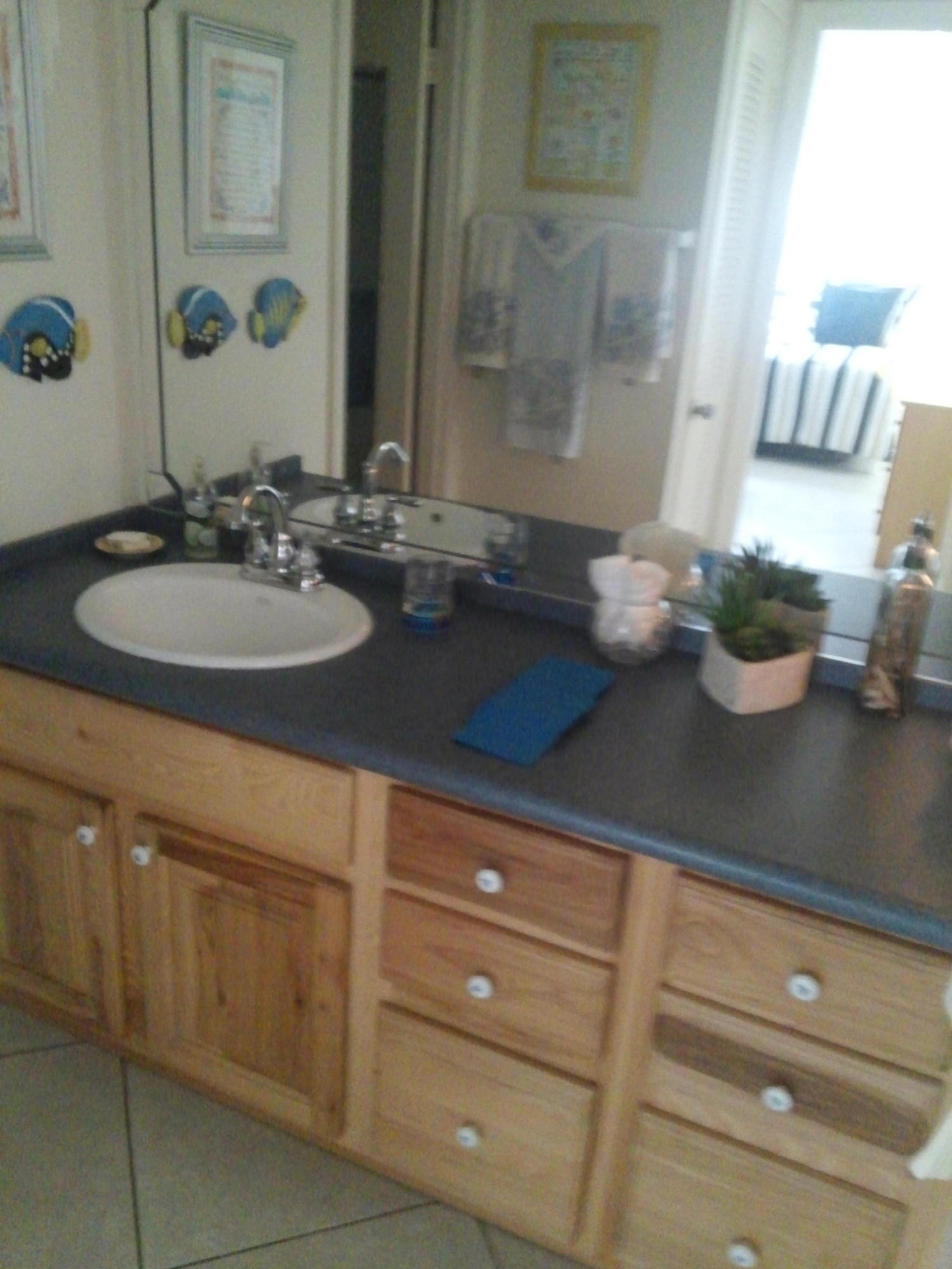 1250 Sugar Sands Boulevard, Unit 110 Riviera Beach, FL 33404 - Photo 13 of 14 Guest Bathroom