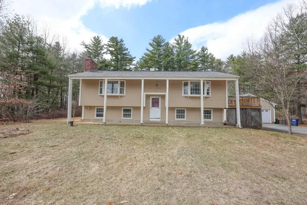 $550,000 | 12 Forest Lane, Litchfield, NH 03052