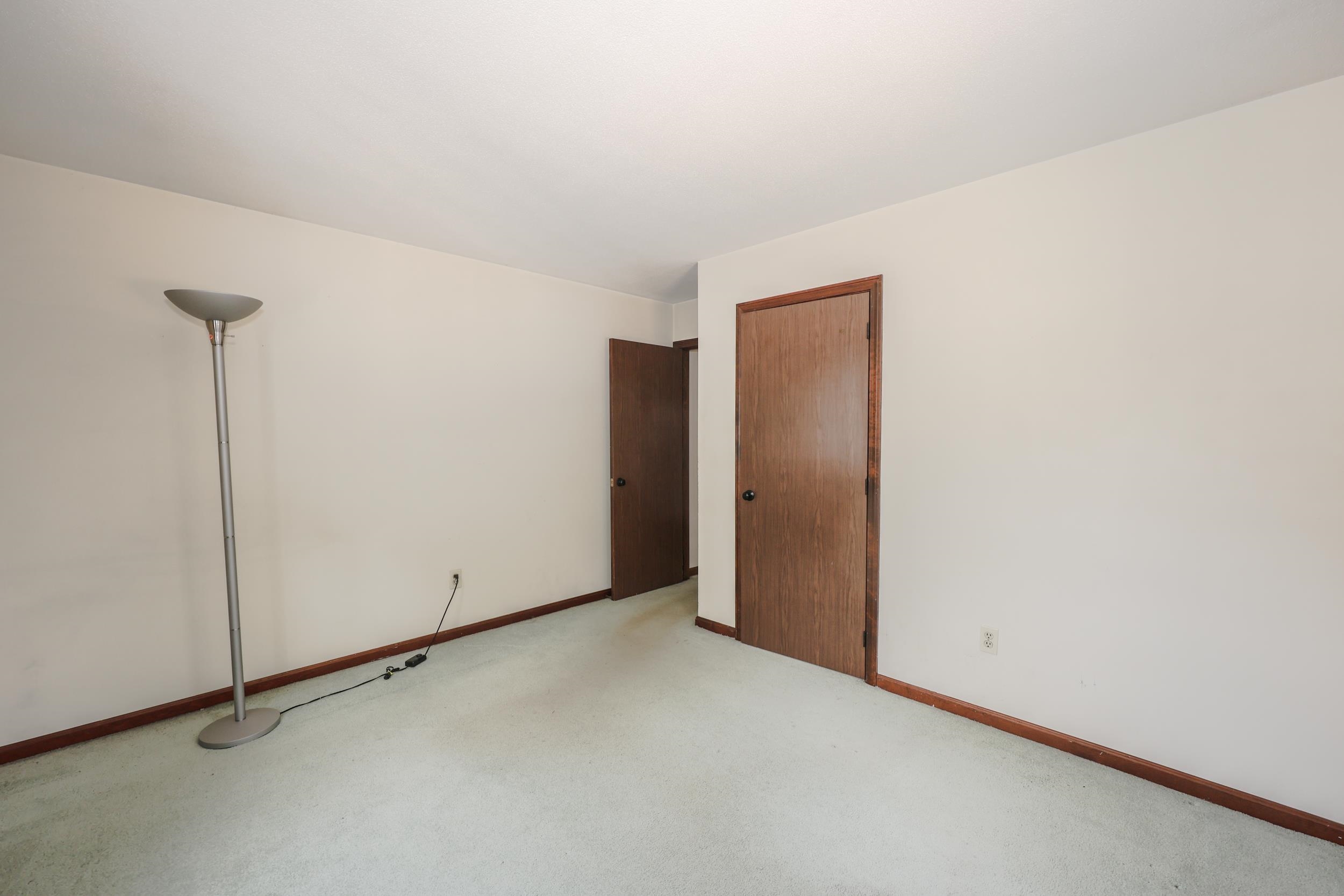 12 Forest Lane Litchfield, NH 03052 - Photo 13 of 32