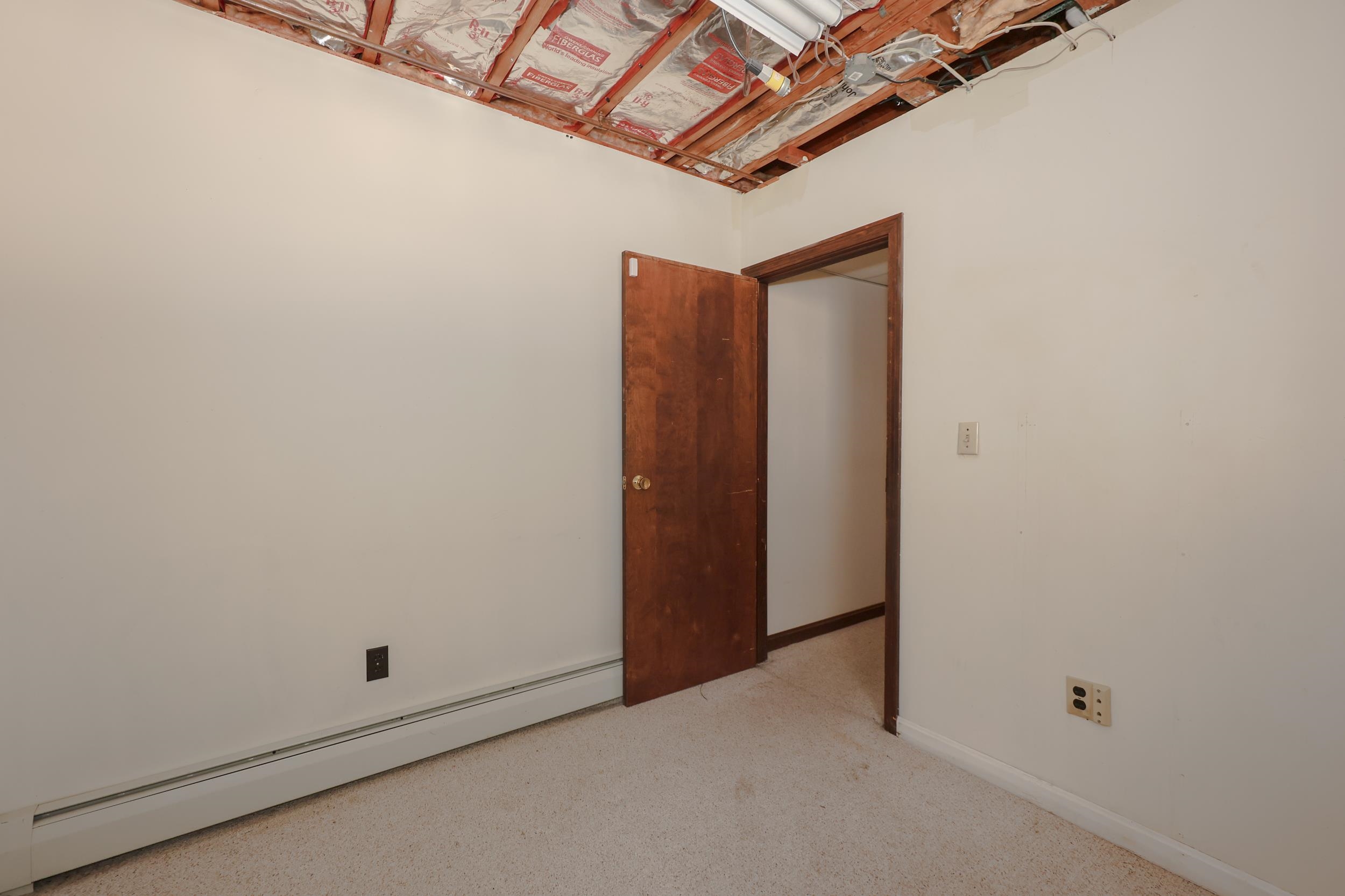 12 Forest Lane Litchfield, NH 03052 - Photo 22 of 32