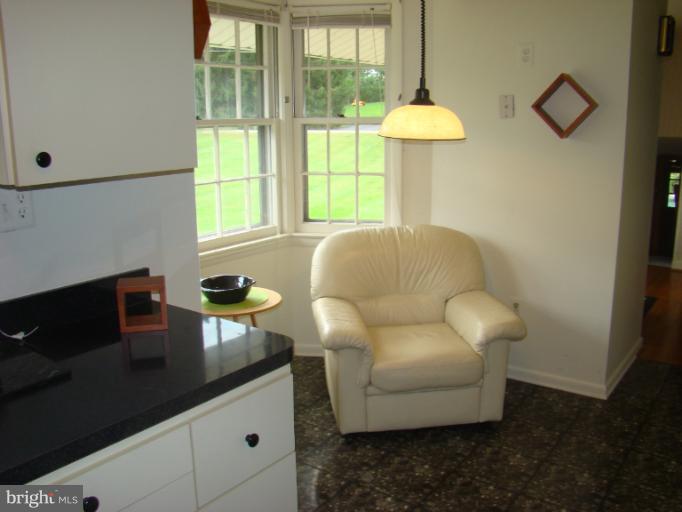 11304 Valley Road Oakton, VA 22124 - Photo 5 of 14 Kitchen