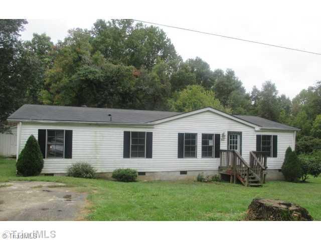 450 Case School Road Madison, NC 27025 - Photo 1 of 8 Exterior Front.