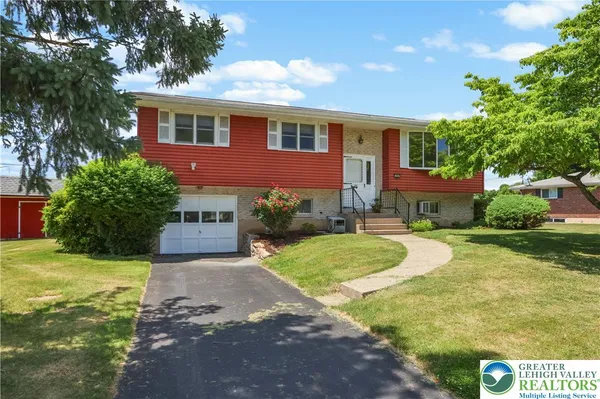 $329,900 | 1461 1st Street, Bethlehem, PA 18020