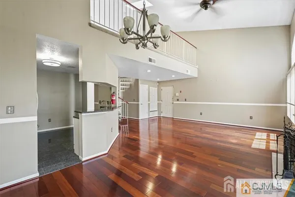 $3,100 | 834 Edpas Road, New Brunswick, NJ 08901