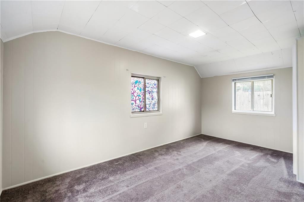 421 High Street McKeesport, PA 15132 - Photo 19 of 23 an empty room with windows