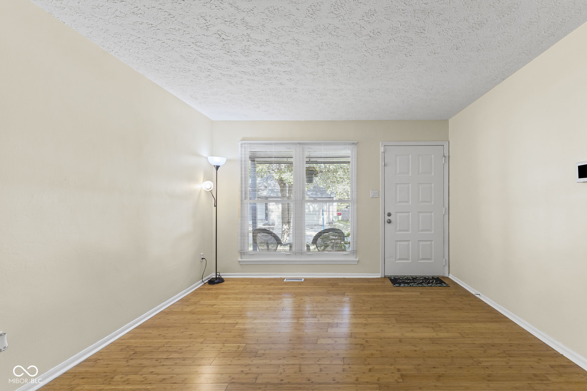 3104 Valley Farms Road Indianapolis, IN 46214 - Photo 5 of 22 Gallery Image 5