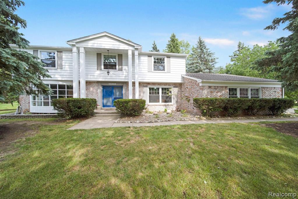 35888 Springvale Street Farmington Hills, MI 48331 - Photo 1 of 35