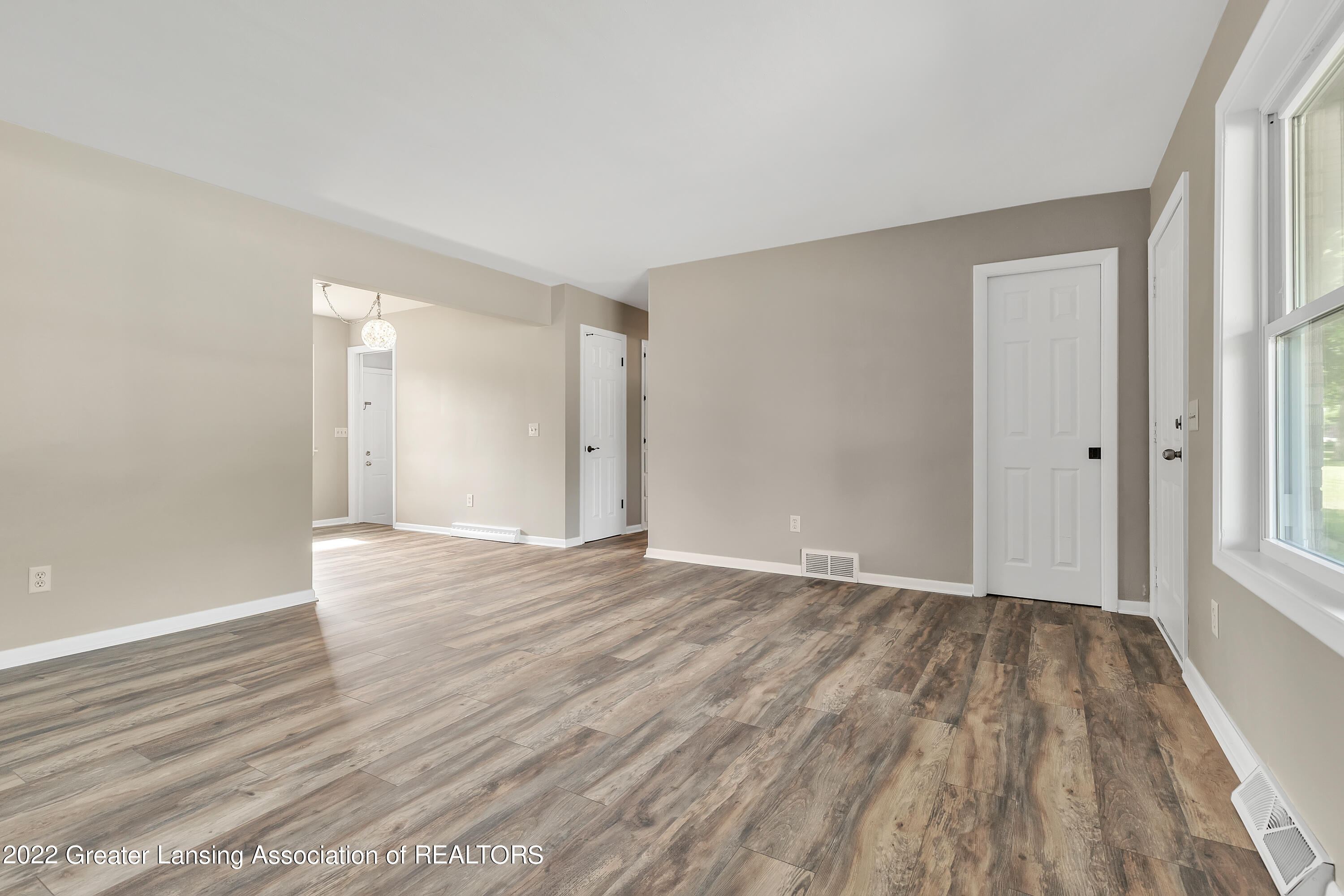1130 North Creyts Road Lansing, MI 48917 - Photo 7 of 37 10-1130-n-creyts-rd-WindowStill-Real-Est
